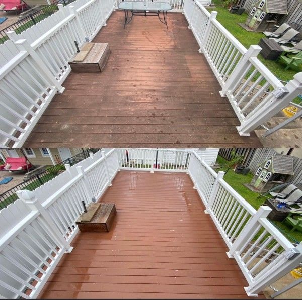 Before and After Deck Cleaning in Orlando, FL (1)